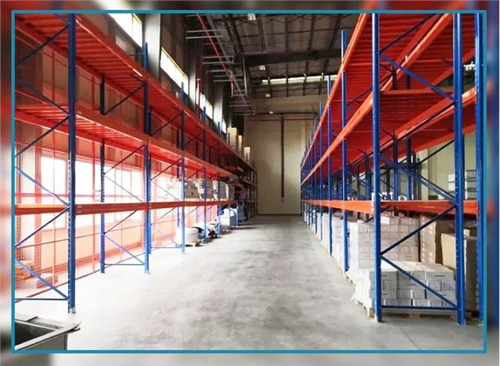 Rack de rangement pour entrepôt